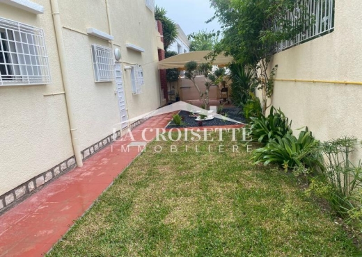 Villa S+5 à Carthage MVL1688