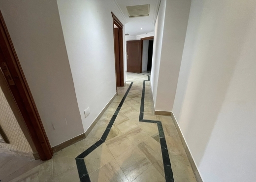 A louer Bureau H+2 à Kheireddine Pacha