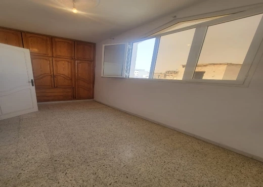 duplex À Vendre à BIZERTE - À Vendre : Duplex - en 1er et 2ème étage - Immobiliere.tn - Photo 12