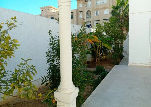 villa À Vendre à SOUSSE - A vendre villa - Immobiliere.tn - Photo 4