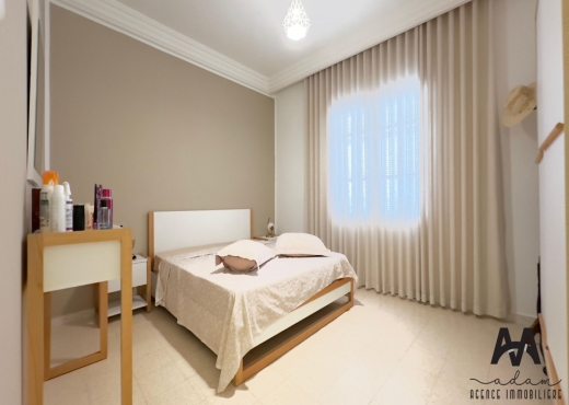 etage de villa S+2 meublé