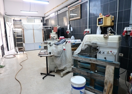 Boulangerie moderne entièrement équipée à louer