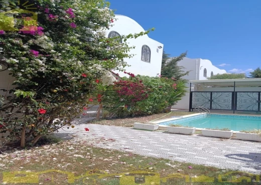 villa À Vendre à NABEUL - À vendre – Magnifique villa avec piscine à #Hammam - Immobiliere.tn