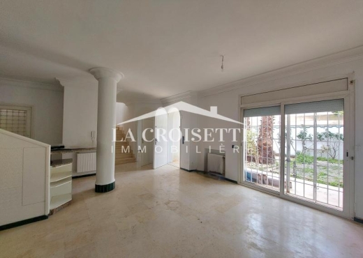 Duplex S+4 avec jardin à La Marsa