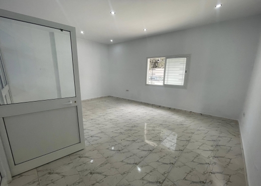 A Vendre Dépôt à La Soukra