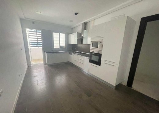 📍LAC 2  : APPARTEMENT S+3 SPACIEU