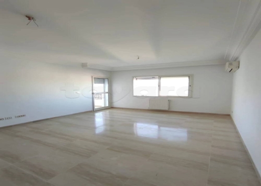 A Vendre Appart S+3 Ennasr 2