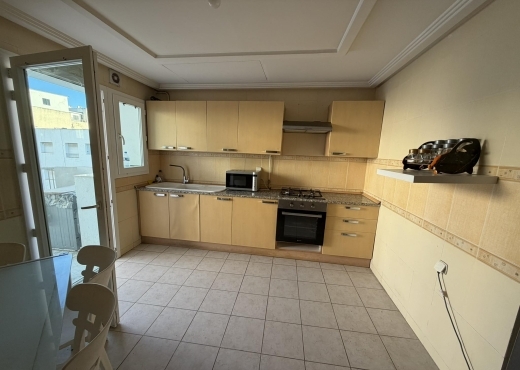 📍 LES BERGES DU LAC 1 : APPARTEMENT S+3 À VENDRE