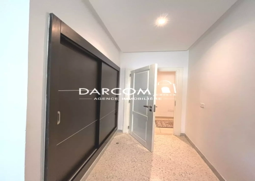 opportunité s+4/190 m² cité wahat