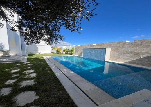 A vendre à Hammamet Monchar, 8 km de la plage, une