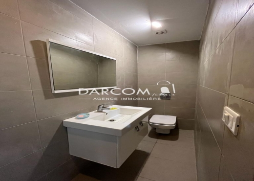 bureau 86 m² Hall+2 route marsa