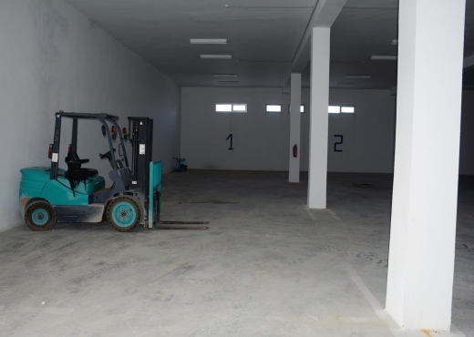 Dépôt + Bureaux à la ZI de Radès