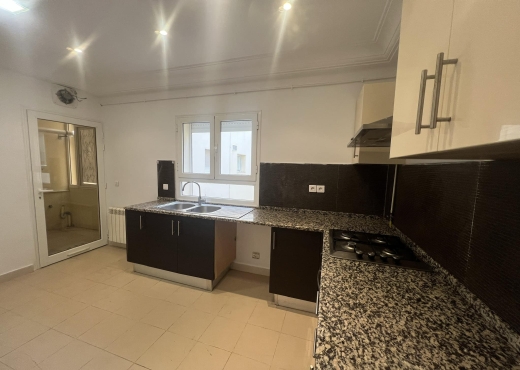 A Vendre Appartement S+2 LAC