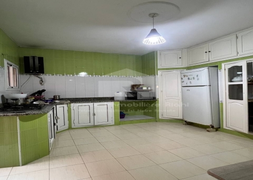 À VENDRE R+1 Sousse à Zaouiet