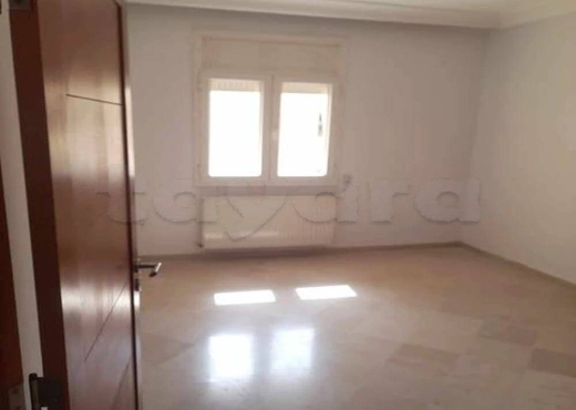 A Vendre Appart S+3 au Bardo