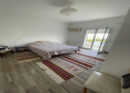 À VENDRE – SUPERBE VILLA À MENZAH 5