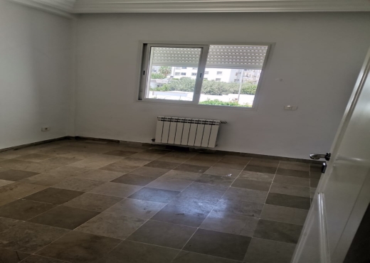 A vendre S+2 a Cité Sahafa