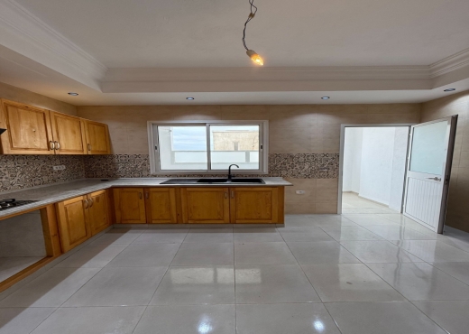 À louer étage de villa S+3 Ariana