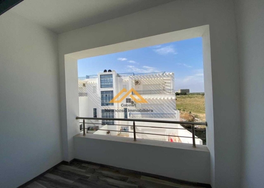 À Vendre  Appartement S+2 à Hergla