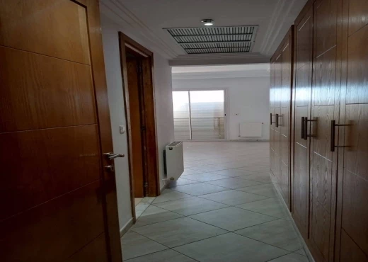 Appartement À Vendre à TUNIS - A vendre un magnifique appartement - Immobiliere.tn - Photo 7