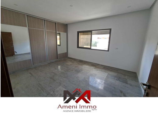 villa s+3 à Cité EL hidhab