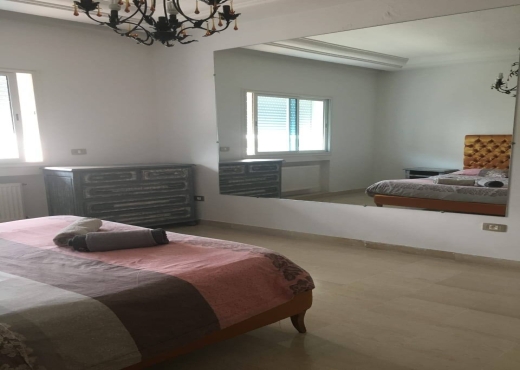 AL S+1 lux meublé la soukra 1350dt