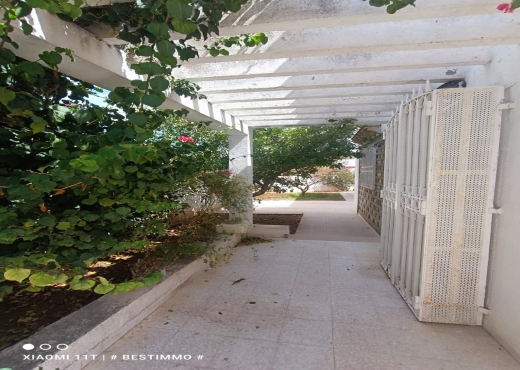 Villa plain pied cité Ghazela