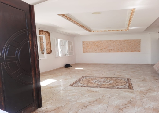 Villa se compose de trois maisons
