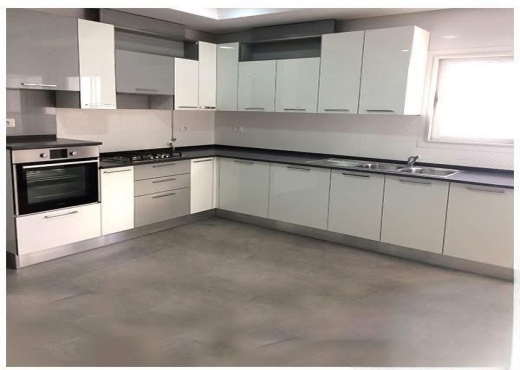 📍 ENNASR 2 : APPARTEMENT S+3 À LO