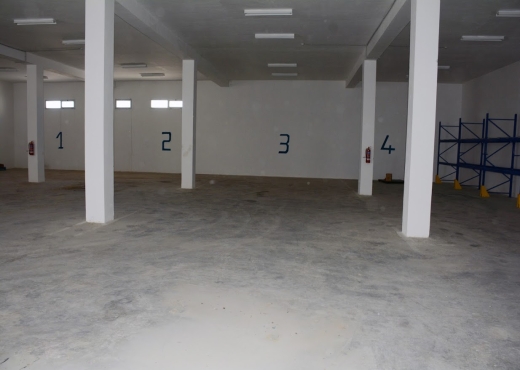 Dépôt + Bureaux à la ZI de Radès