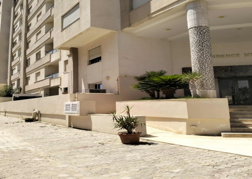 Grand S+1  94  Ain  Zaghouan Nord