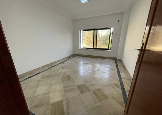 A louer Bureau H+2 à Kheireddine Pacha