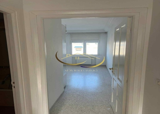 A louer un appartement S+2 au jardin laouina