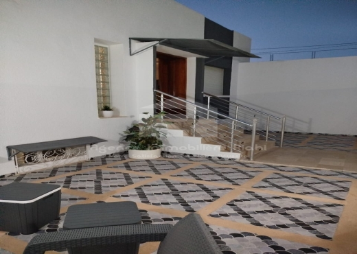 À LOUER (Courte durée)  Maison S+3