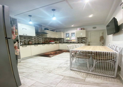 A Vendre Appart S+3 à Sfax