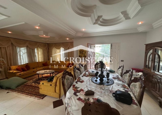 Villa S+3 à Gammarth Village