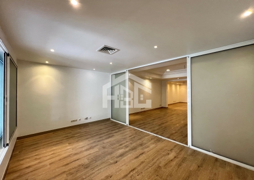A louer bureau de 139 m²