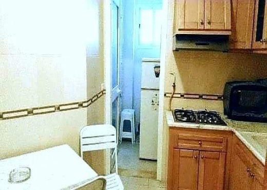 Excellent Apt S1 meublé Ennasr2 po