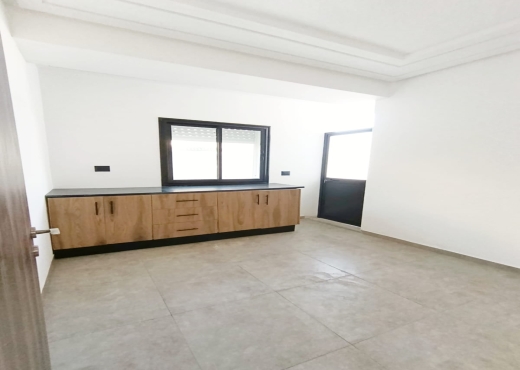 AL Bureaux à Den Den