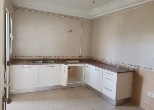 A vendre S+2 a Cité Sahafa