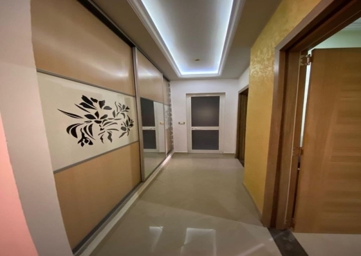 A vendre une villa RDC s+3 à nouvelle médina prés