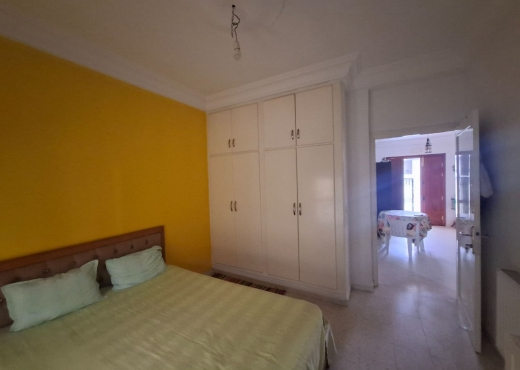 Maison 3 niveaux à vendre à Mourou