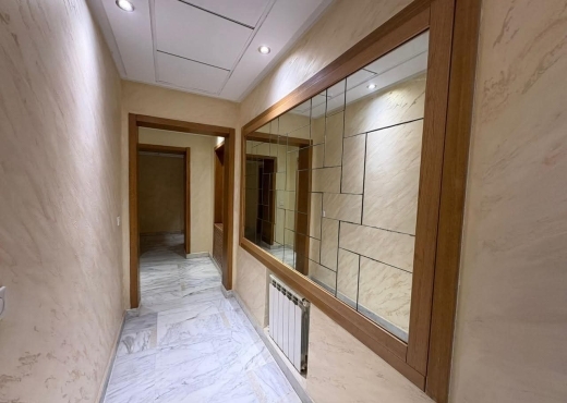 📍LES BERGES DU LAC 2 : APPARTEMENT S+4 DE TRES HA