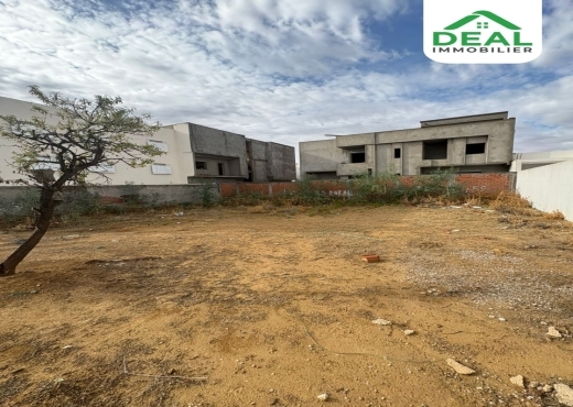 Lot de 452 m² à Messadine .