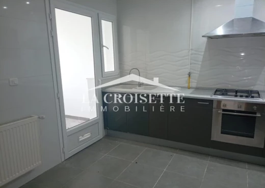Appartement À Louer à TUNIS - s4 avec terrasse au Lac2 MAL2245 - Immobiliere.tn - Photo 3