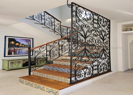 À Louer à l’Année Très Belle villa