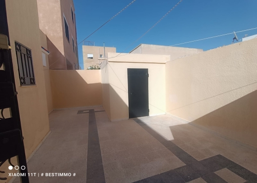 A vendre villa S+2 cité chaker