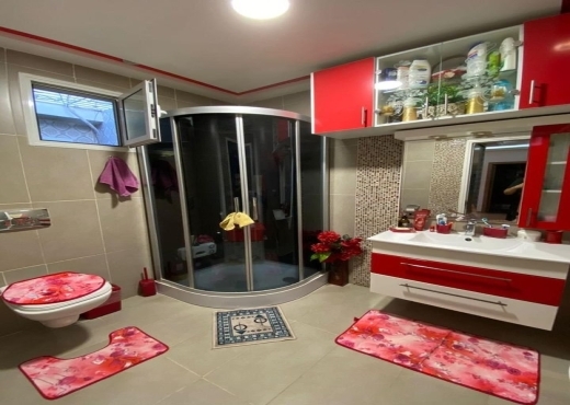 A vendre une villa RDC s+3 à nouvelle médina prés