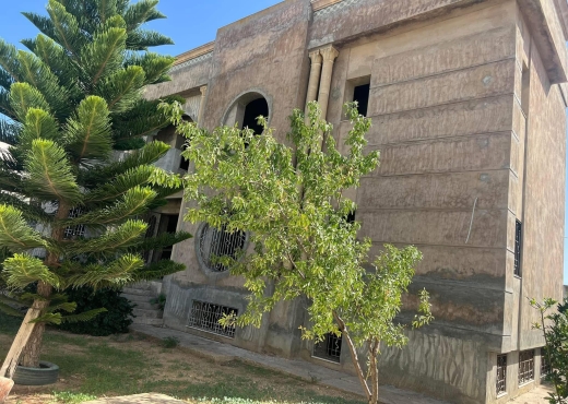 A Vendre villa encours La Soukra
