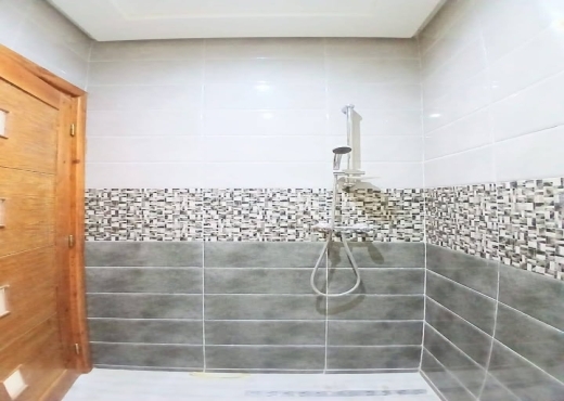 À louer une étage de villa S+3 aux Kram